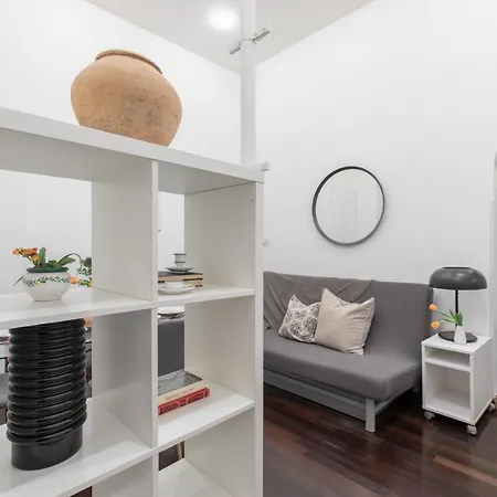 Iflat Colosseum Comfy House Apartment