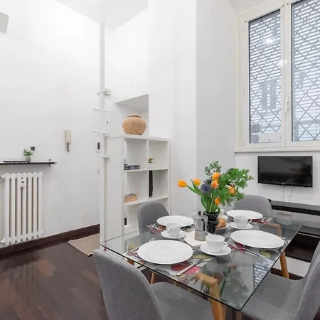 Iflat Colosseum Comfy House Apartment